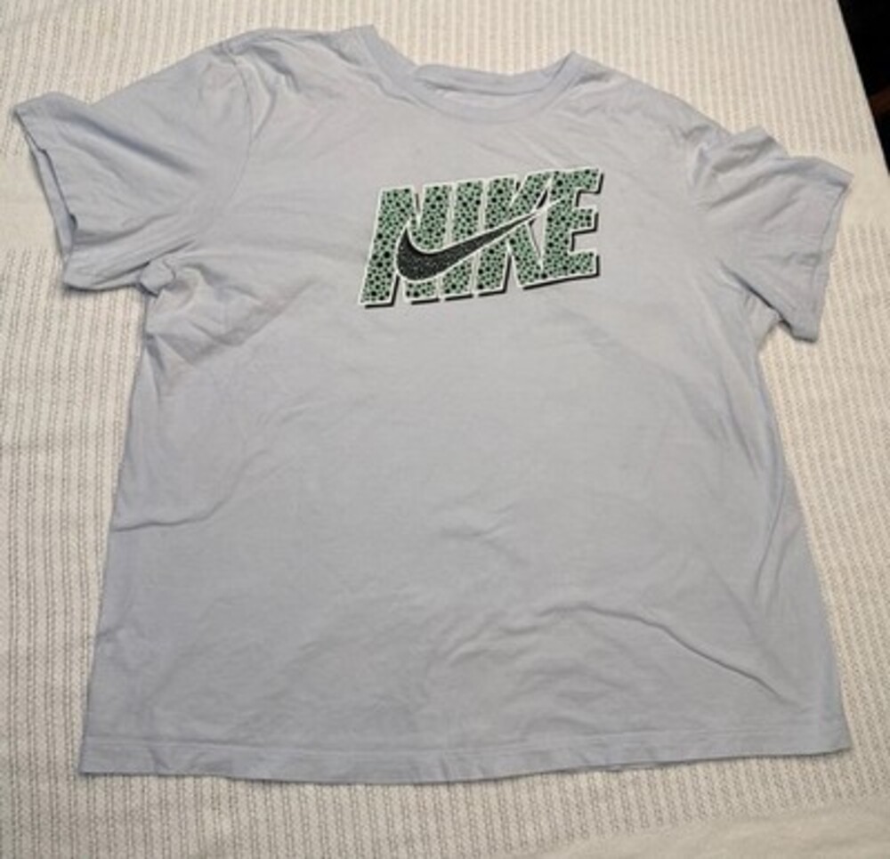 Nike Men’s Ice Blue Nike Swoosh Logo T Shirt Safari/Leopard Dot Print Teal XXL